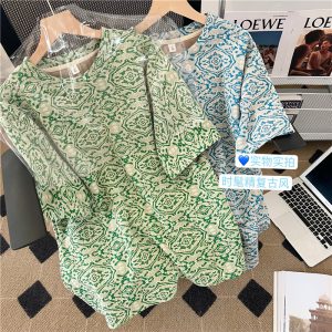 Style Vintage Jacquard Regular Shoulder Short Sleeve T-Shirt for Women Fashionable Niche Embossed Floral Half Sleeve