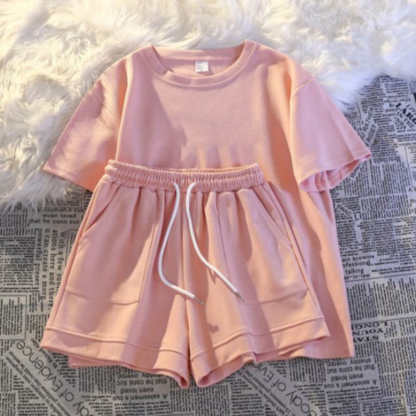 Solid Color Milk Silk Set for Women Summer Casual Fashion Two-Piece Set Loose Shorts Vacation Style Set - Image 2