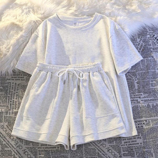 Solid Color Milk Silk Set for Women Summer Casual Fashion Two-Piece Set Loose Shorts Vacation Style Set - Image 4